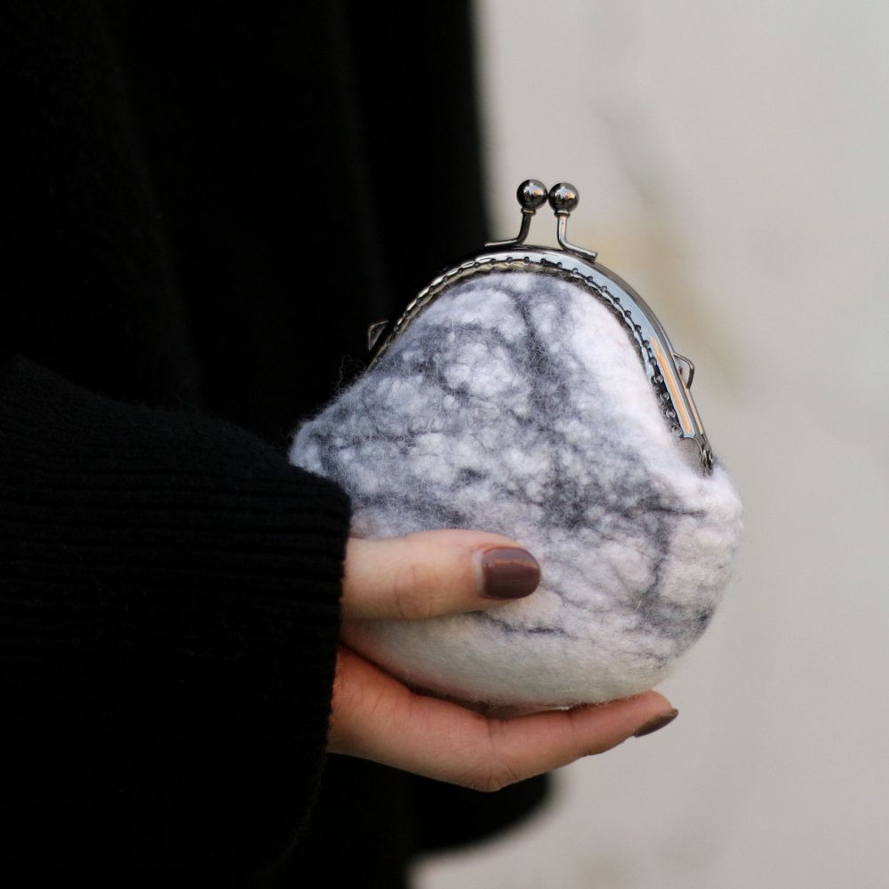 1．28【濕氈】冬季的永恆經典．口金包