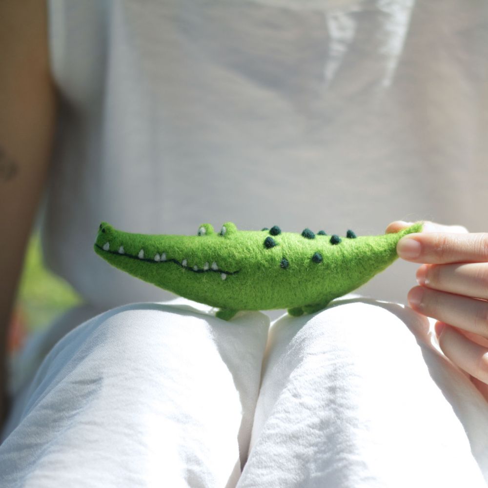 2．4【針氈】森林寓言—鱷魚．之三